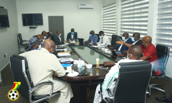 Autonomous Premier League Advisory Committee submit report to GFA