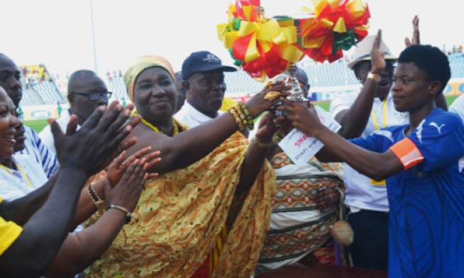 Ampem Darkoa retain Women’s Super Cup